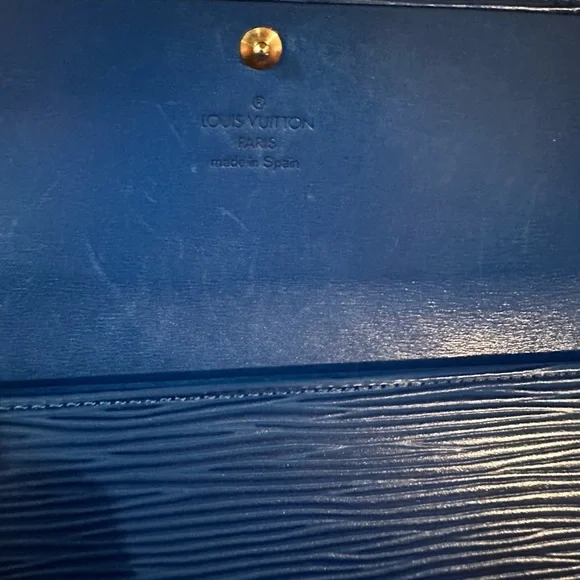 Louis Vuitton Blue Wallet - Picture 4 of 9